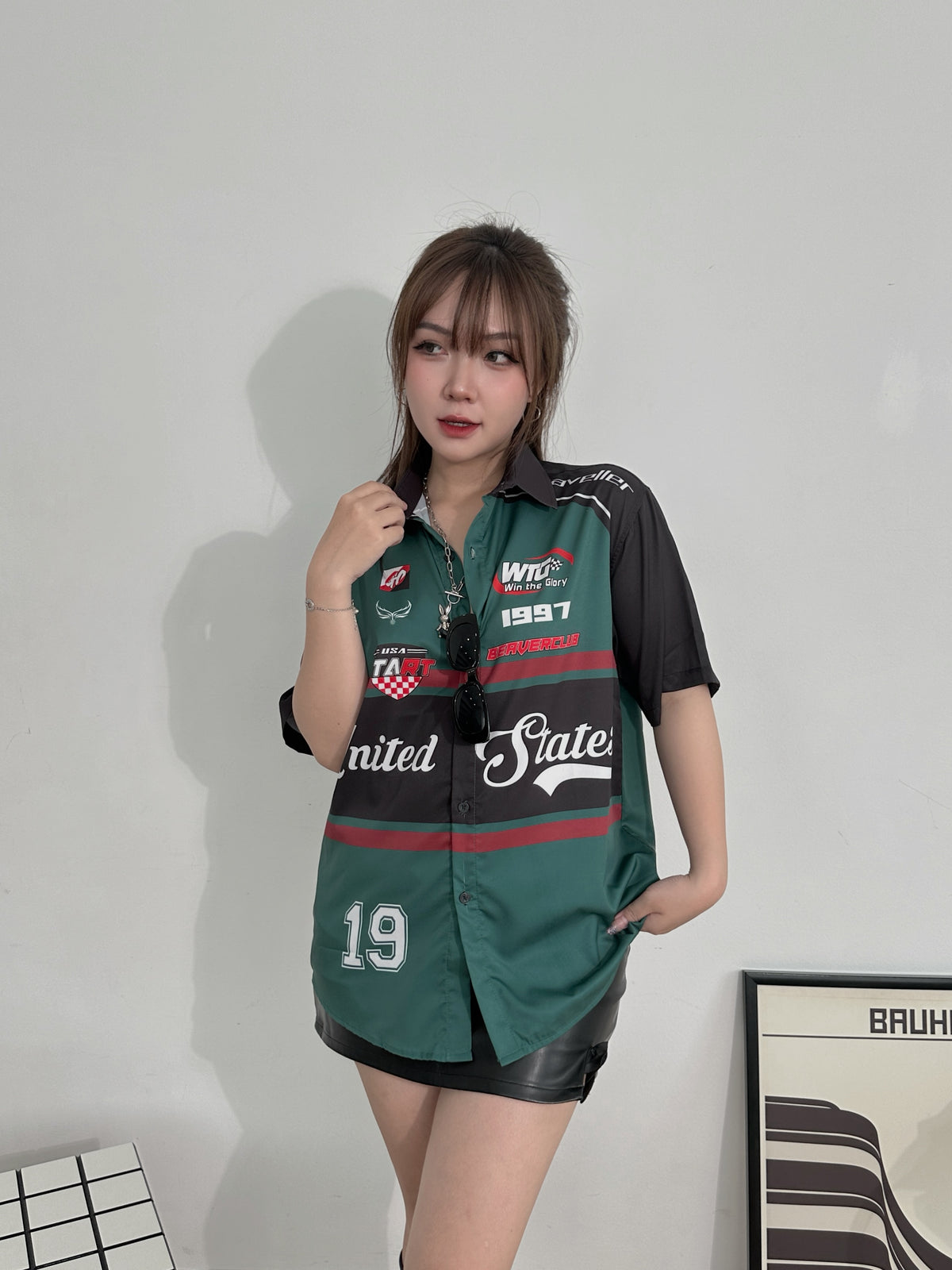 Áo Sơ Mi Phối SMR-51 BEAVERTEE Form Rộng Unisex Nam Nữ, Thiết Kế Xanh Rêu Đen Đỏ Graphic United States Số 19 Cá Tính, Lụa Hàn Mềm Mịn Thoáng Mát