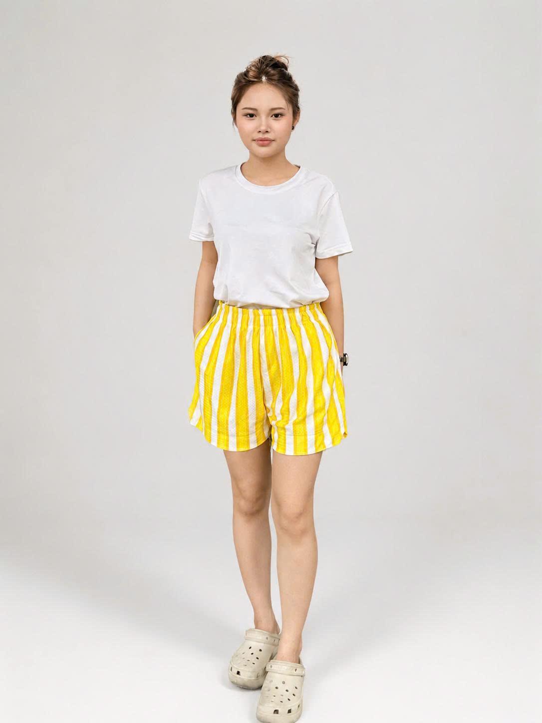 Quần Short Sọc Màu BEAVERTEE Nam Nữ Form Rộng, Vải Thun Mềm Nhẹ Thoáng Mát Co Giãn, Thiết Kế Sọc Đỏ Vàng Xanh Dương Xanh Lá, Phong Cách Đi Biển Du Lịch Mùa Hè