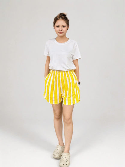 Quần Short Sọc Màu BEAVERTEE Nam Nữ Form Rộng, Vải Thun Mềm Nhẹ Thoáng Mát Co Giãn, Thiết Kế Sọc Đỏ Vàng Xanh Dương Xanh Lá, Phong Cách Đi Biển Du Lịch Mùa Hè